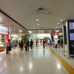 モンタボー 東京国際空港店 - 京急から歩いていくと、奥の方に見えてきます。