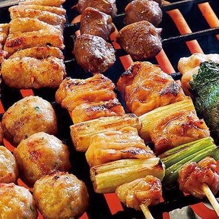 丁寧に仕込んだ「つくね」も好評☆新長田店ならではの感動を！