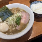 焼きあご煮干しらぁめん はなかぜ - 味玉濃厚らぁめん(¥1,170),ライス(¥170),替え玉(¥180)