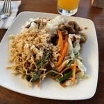 J4 Hotels Legian - 料理写真: