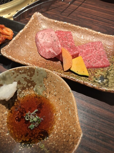 Yakiniku Oku Shinbashi Ten