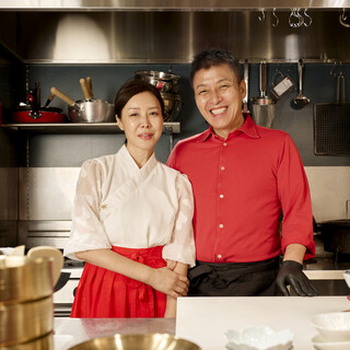 【5年連続食べログ百名店の味】釜山出身の店主夫妻がおもてなし