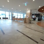 洋食コンチェルト - 総合受け付けは昼休みなので閑散としていた