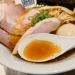 淡麗拉麺 己巳 野毛本店 - 