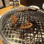 大衆炭火焼肉ジンギスカン ホルモン酒場 風土. - 焼きまくり〜
