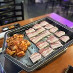 韓国石焼サムギョプサル専門 コッテジ - 