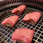 焼肉敷島ぽんが - 