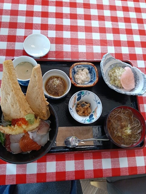 海鮮居酒屋 increasevibration寿直 - 巣子（居酒屋）の写真