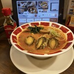 バーミヤン  - 見た目は何も変化なしの麻辣湯＆鮑