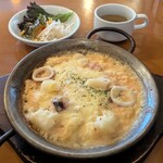 イタリアンカフェ・ベーム - ほくほくポテトとシーフードのクリーム明太子ドリア（1200円）