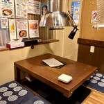 オジャンドン - 掘りごたつ席