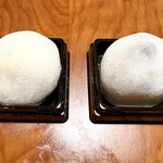 だんごや 萌音 - 栗大福　豆大福