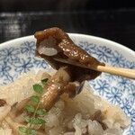 焼鳥ごりょう - 4種類のきのこ　土鍋ご飯