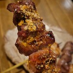 焼鳥ホルモン 炭焼き0式 - 