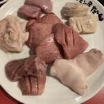 焼肉ホルモン屋だん - 