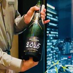 ウォルドーフ・アストリア大阪 - 