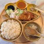 シンガポール海南鶏飯 水道橋店 - 