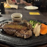 PUB LOUNGE EMERALD - 少し焼きすぎてしまった