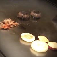 鉄板焼･焼肉 なにわ (リーガロイヤルホテル大阪) - 