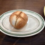 Sumibi to Wine Paris Shokudo Hiroshima Eki Kitaguchi Ten