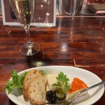 レストラン バイプレーン - チーズの盛り合わせ（ミニサイズ）