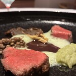 Convivio - りんご和牛のロースト