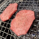 焼肉ホルモン はねいし - 