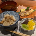 魚と煮込みとわら焼きと ととと - 