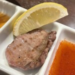 焼肉ホルモン はねいし - 