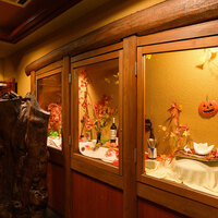 日本料理かがりや - ショーウィンドウ