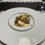 横濱元町 霧笛楼 - スペイン産・イエローチキンのスービット マグレドゥカナールのロースト