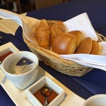 ドーミー倶楽部　軽井沢 - 朝食のパン