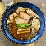 麺とスープの店 歩き出せ、クローバー - 