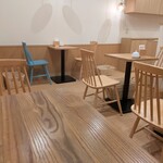 お菓子とコーヒーの店 のどか - 内観