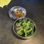 RAMEN HITONI YASASHIKU - 【tp菠薐草×ニラ辛】