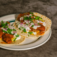 チポトレハニーチキンタコス