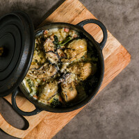 牡蠣とほうれん草とベーコンのクリームリゾットココット飯