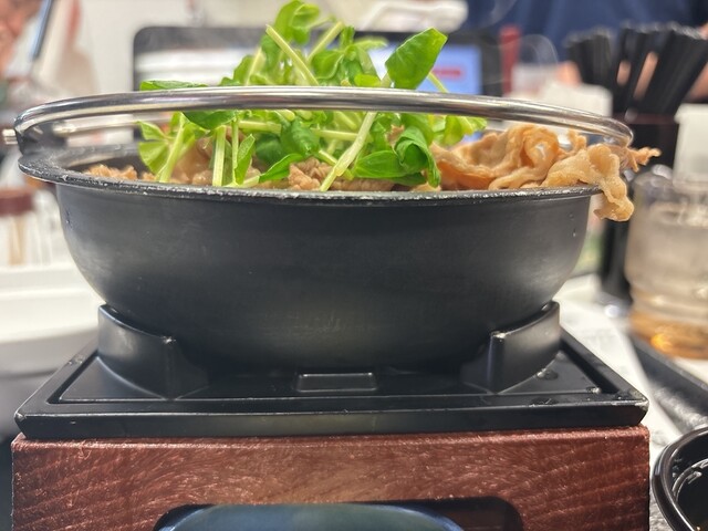 Yoshinoya Senbachuten - Sakaisuji Hommachi/Gyu-don (Beef bowl