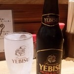 もつ焼き 煮込み 楓 - 瓶ビールはエビス黒