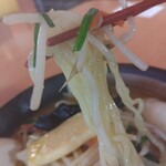 幸楽苑 - 麺リフト