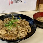 武内食堂 - かしわバター