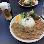 medo currysha - 週替りの秋きのこチキン白カレー