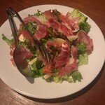 バニラビーンズ - 生ハムサラダ