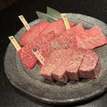 しゃぶしゃぶ すき焼き 焼肉　兜　奥座 - 