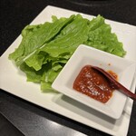 しゃぶしゃぶ すき焼き 焼肉　兜　奥座 - 