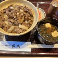 豚捨 KITTE丸の内店 - 