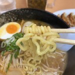 ラーメン大吉 - 麺