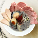 麺や 鳥の鶏次 KYOTO - ブラックスペシャル(マー油)1800円