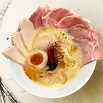 麺や 鳥の鶏次 KYOTO - レッドスペシャル(特製ラー油)1800円　