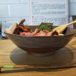 Dad's Ramen 夢にでてきた中華そば - 横から